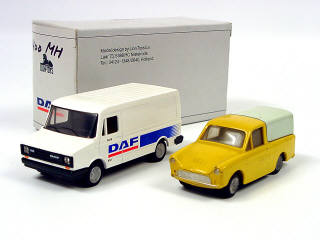 Lot 748 - LION-TOYS & LION-CAR (2)