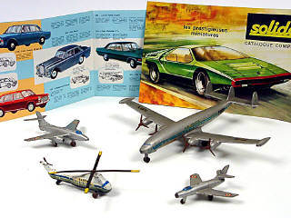 Lot 422 - DINKY TOYS FRANCE & DIVERS (6)