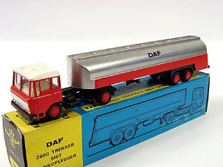 Lot 732 - LION-CAR (HOLLAND) (1)