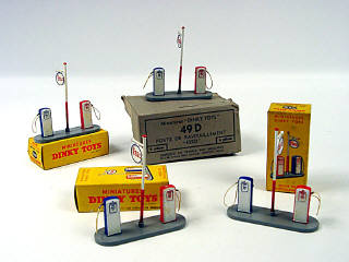 Lot 413 - DINKY TOYS FRANCE (5)