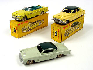 Lot 622 - DINKY TOYS (FRANCE) (3)
