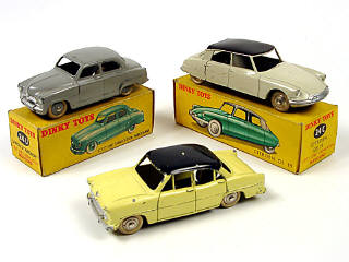 Lot 623 - DINKY TOYS (FRANCE) (3)