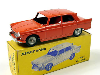 Lot 594 - DINKY JUNIOR (1)