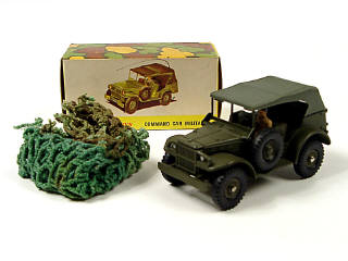 Lot 417 - DINKY TOYS FRANCE (1)