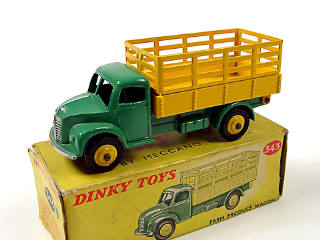 Lot 775 - DINKY TOYS GB (1)
