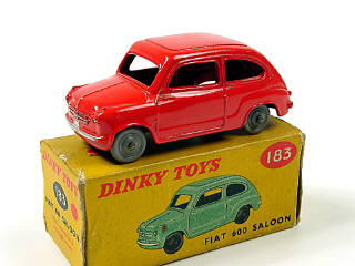 Lot 824 - DINKY TOYS GB (1)