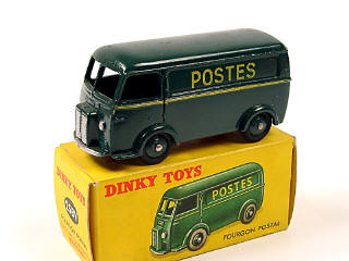 Lot 371 - DINKY TOYS (FRANCE) (1)