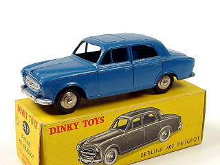 Lot 583 - DINKY TOYS FRANCE (1)