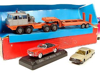 Lot 679 - SOLIDO & NOREV - JET CAR (3)