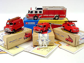Lot 696 - CORGI TOYS (GB) (4)