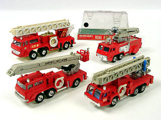 Lot 695 - SHINSEI & YONEZAWA TOYS DIAPET (4)