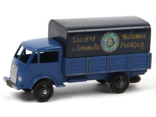 Lot 718 - DINKY TOYS (FRANCE) (1)