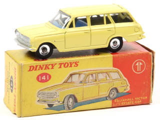 Lot 652 - DINKY TOYS (GB) (1)