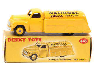 Lot 673 - DINKY TOYS (GB) (1)