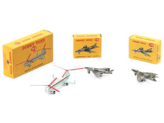 Lot 703 - DINKY TOYS (GB) (3)