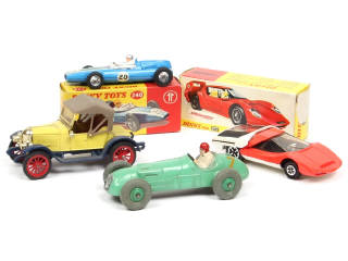 Lot 384 - DINKY TOYS (GB) (5)