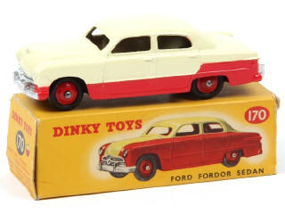 Lot 151 - DINKY TOYS (GB) (1)