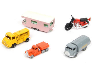 Lot 243 - MATCHBOX (GB) (5)
