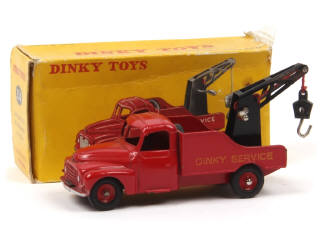 Lot 520 - DINKY TOYS (FRANCE) (1)