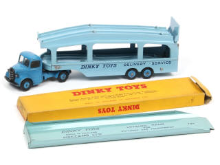 Lot 335 - DINKY TOYS (GB) (1)