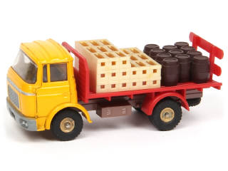 Lot 499 - DINKY TOYS (FRANCE) (1)