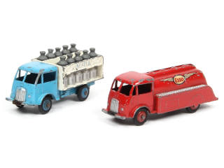 Lot 559 - DINKY TOYS (FRANCE) (2)