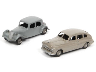 Lot 568 - DINKY TOYS (FRANCE) (2)