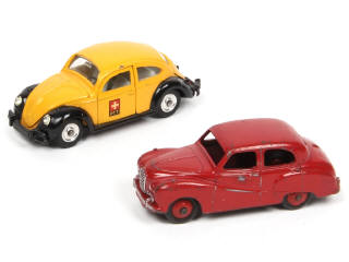 Lot 354 - DINKY TOYS (GB) (2)