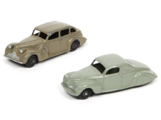 Lot 356 - DINKY TOYS (GB) (2)