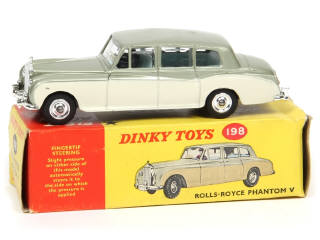 Lot 293 - DINKY TOYS (GB) (1)
