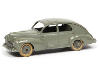 Lot 408 - DINKY TOYS (FRANCE) (1)