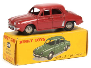 Lot 438 - DINKY TOYS (FRANCE) (1)