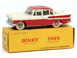Lot 442 - DINKY TOYS (FRANCE) (1)