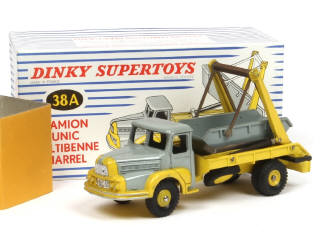 Lot 514 - DINKY TOYS (FRANCE) (1)
