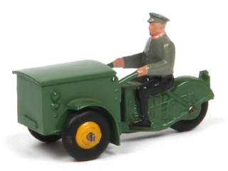 Lot 398 - DINKY TOYS (FRANCE) (1)