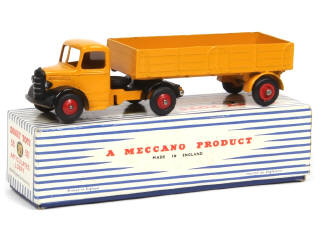 Lot 325 - DINKY TOYS (GB) (1)