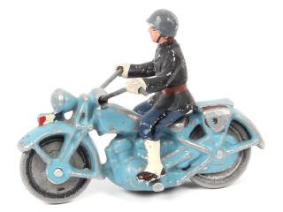 Lot 32 - QUIRALU (FRANCE) (1)