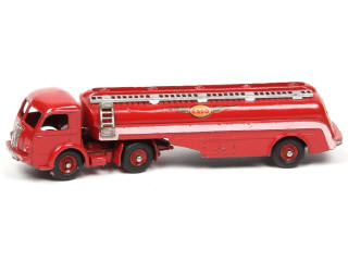 Lot 514 - DINKY TOYS (FRANCE) (1)
