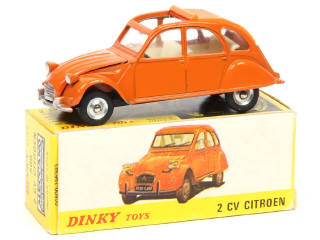 Lot 493 - DINKY TOYS (FRANCE) (1)