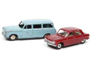 Lot 502 - DINKY TOYS (FRANCE) (2)