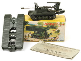 Lot 528 - DINKY TOYS (FRANCE) (1)