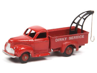 Lot 517 - DINKY TOYS (FRANCE) (1)