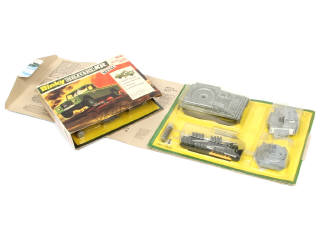 Lot 397 - DINKY TOYS (GB) (2)