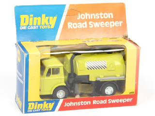 Lot 378 - DINKY TOYS (GB) (1)