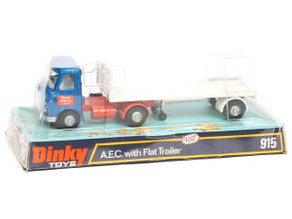 Lot 380 - DINKY TOYS (GB) (1)