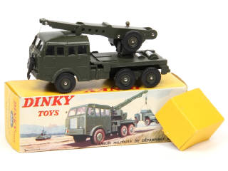 Lot 487 - DINKY TOYS (FRANCE) (1)