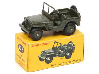 Lot 477 - DINKY TOYS (FRANCE) (1)