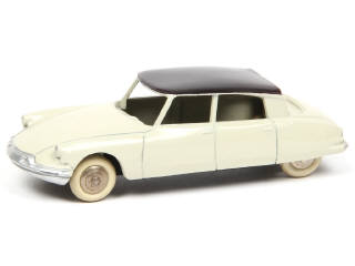 Lot 470 - DINKY TOYS (FRANCE) (1)