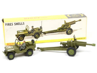 Lot 401 - DINKY TOYS (GB) (1)