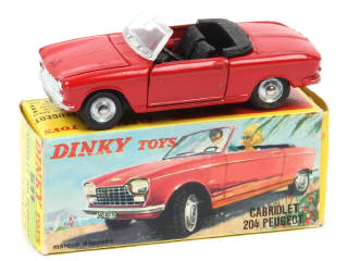 Lot 460 - DINKY TOYS (FRANCE) (1)
